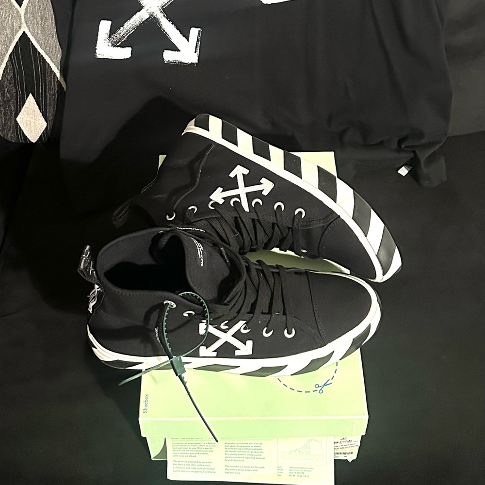 Off White Sneakers